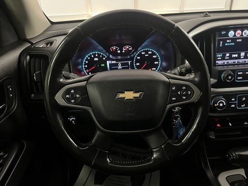 Used 2018 Chevrolet Colorado LT w/ LT Convenience Package image 30