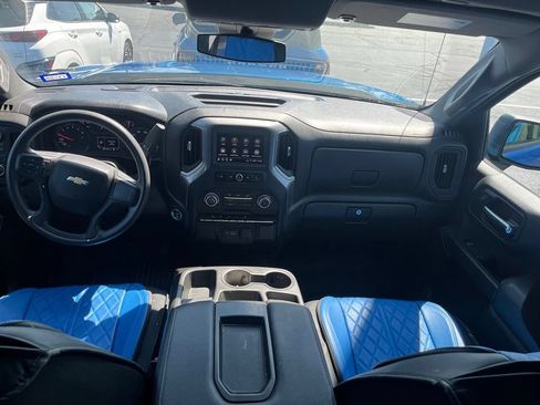 Used 2022 Chevrolet Silverado 1500 Custom AWD/4WD image 4