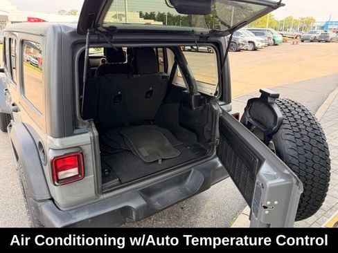 Used 2021 Jeep Wrangler Unlimited Sport AWD/4WD image 11