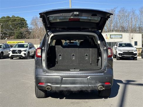 Used 2022 Subaru Ascent Limited image 16
