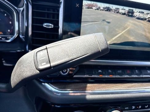 Used 2023 Chevrolet Silverado 1500 LT AWD/4WD image 20