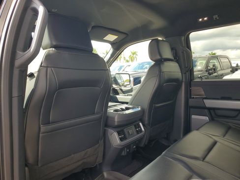 Used 2024 Ford F150 Lariat w/ FX4 Off-Road Package image 15