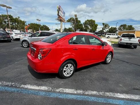Used 2014 Chevrolet Sonic LT image 7