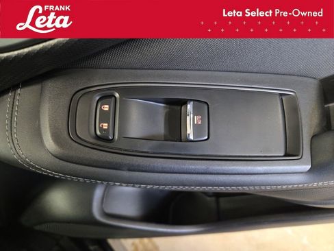 Used 2019 Subaru Forester Premium image 24