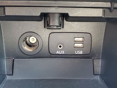 Used 2016 Subaru Outback 2.5i Limited AWD/4WD image 34