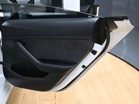 Used 2022 Tesla Model 3 Performance AWD/4WD image 41