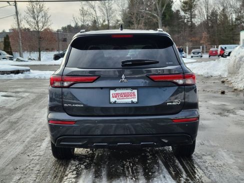 New 2025 Mitsubishi Outlander SEL Black Edition image 4