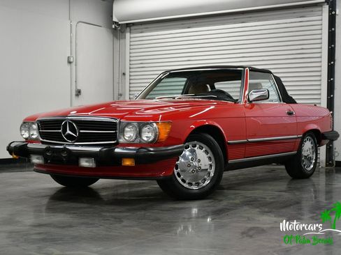 Used 1987 Mercedes-Benz 560 SL image 2