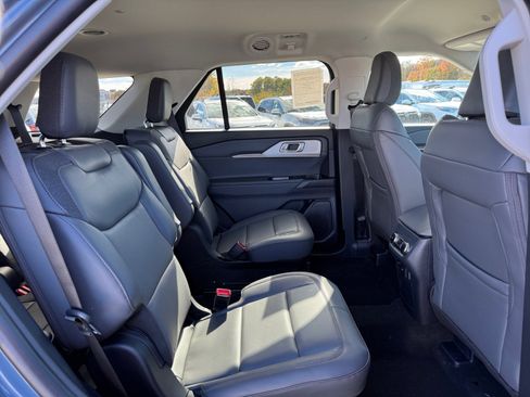 New 2026 Ford Explorer Active w/ Active Comfort Package image 28
