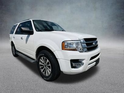 Used 2017 Ford Expedition XLT w/ Equipment Group 202A