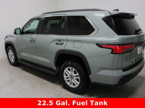 Used 2025 Toyota Sequoia SR5 image 9