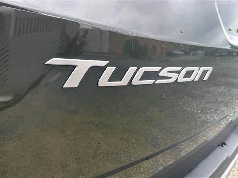 Used 2025 Hyundai Tucson SE FWD image 10