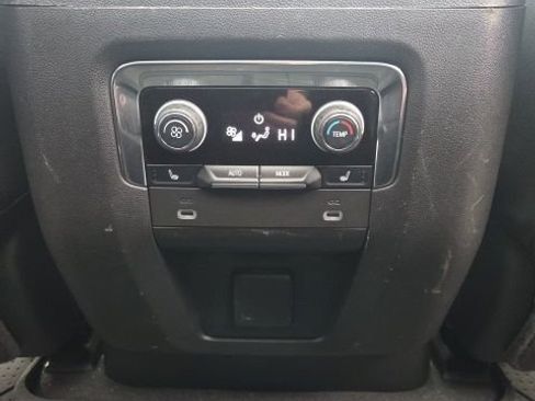 Used 2023 Chevrolet Tahoe Premier image 21