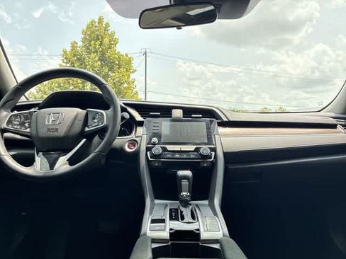 Used 2019 Honda Civic EX image 30