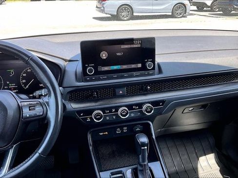 Used 2023 Honda CR-V Sport image 9