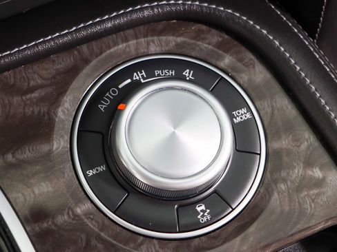 Used 2024 Nissan Armada Platinum w/ Captain's Chairs Package image 24