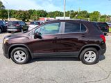 Used 2016 Chevrolet Trax LT w/ LT Convenience Package image 2