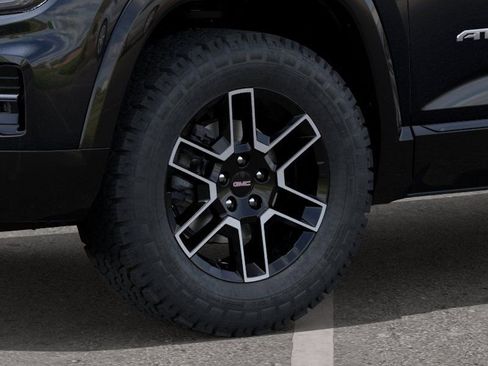 New 2026 GMC Terrain AT4 AWD/4WD image 9