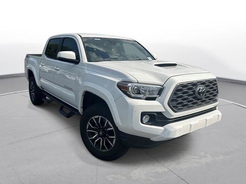 Certified 2020 Toyota Tacoma TRD Sport RWD image 4
