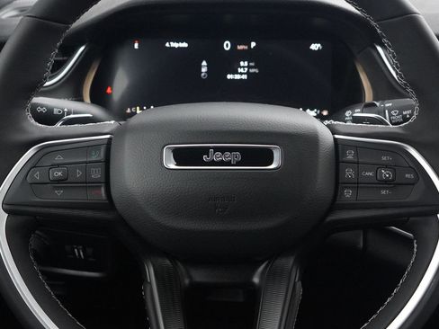 New 2025 Jeep Grand Cherokee L Altitude image 34