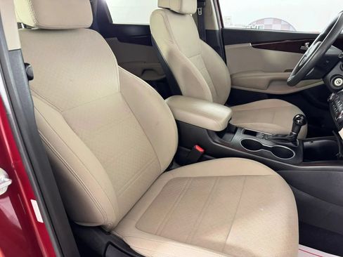 Used 2017 Kia Sorento AWD image 30