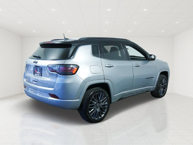 Used 2023 Jeep Compass High Altitude AWD/4WD image 7