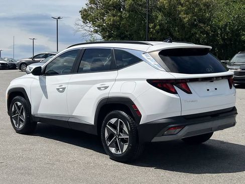 Certified 2025 Hyundai Tucson SEL AWD/4WD image 11