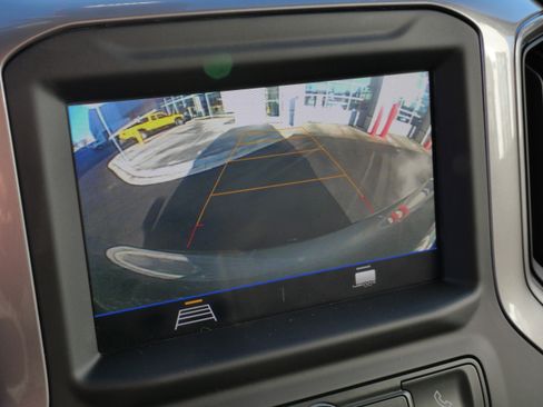 Used 2022 Chevrolet Silverado 1500 Custom w/ Safety Confidence Package image 30