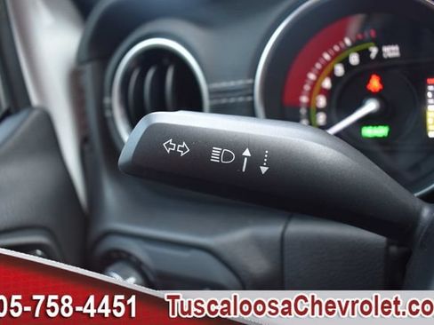 Used 2023 Jeep Wrangler Unlimited Sahara w/ Cold Weather Group AWD/4WD image 32
