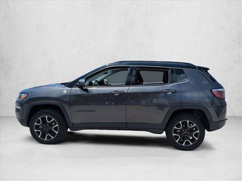 Used 2020 Jeep Compass Trailhawk AWD/4WD image 9
