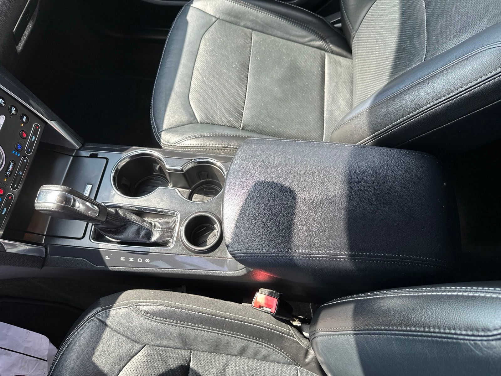 Used 2017 Ford Explorer Limited FWD image 22