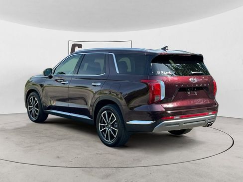 Used 2025 Hyundai Palisade Limited FWD image 3