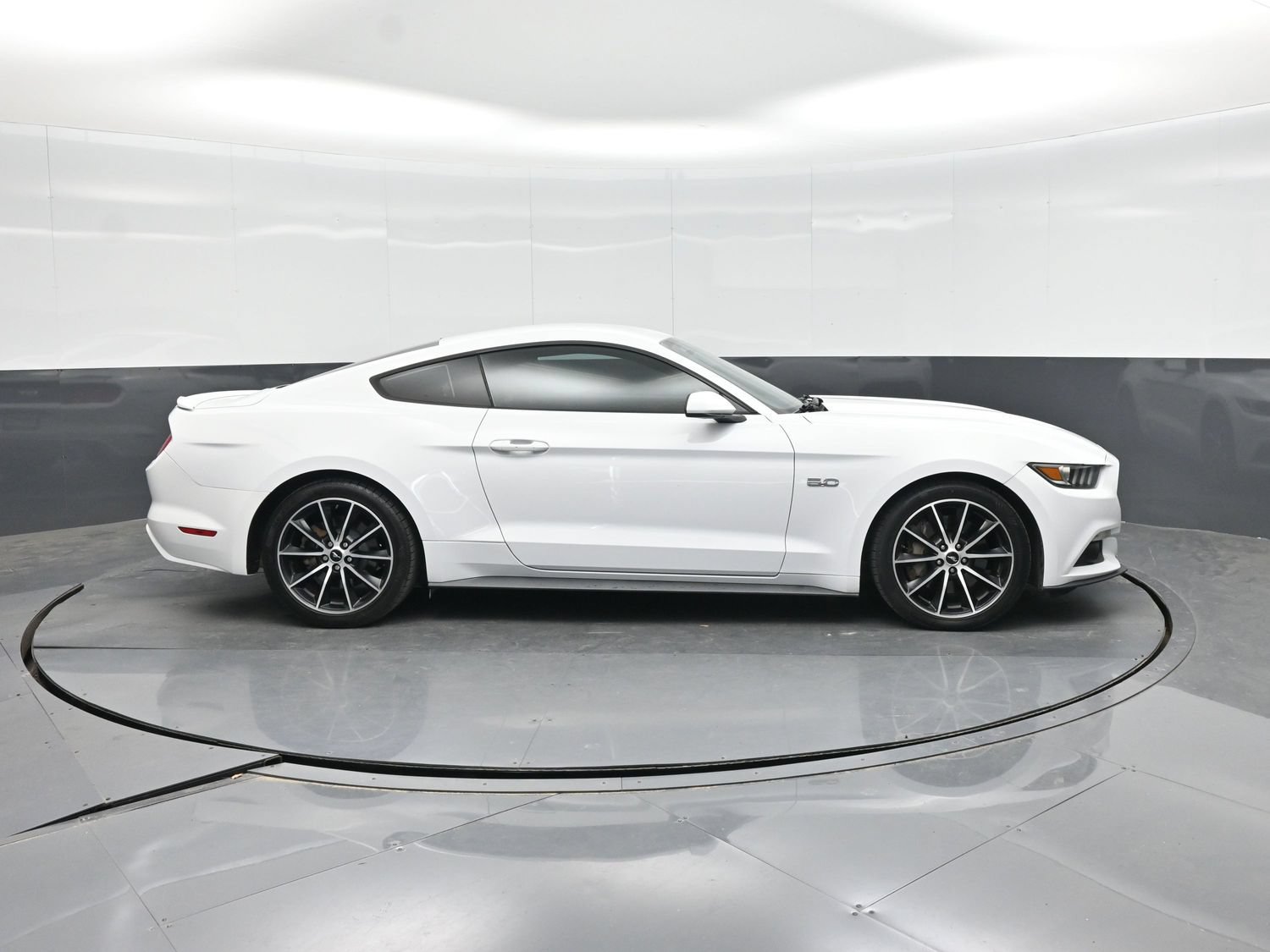 Used 2017 Ford Mustang GT w/ Interior & Wheel Package RWD image 13