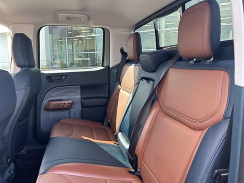 Used 2022 Ford Maverick Lariat w/ Lariat Luxury Package image 13