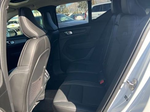 New 2025 Volvo XC40 B5 Core w/ Protection Package Premier AWD/4WD image 24