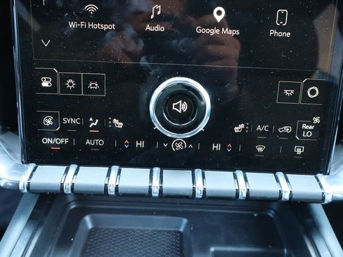 Used 2025 GMC Acadia AT4 w/ LPO, Floor Liner Package AWD/4WD image 12