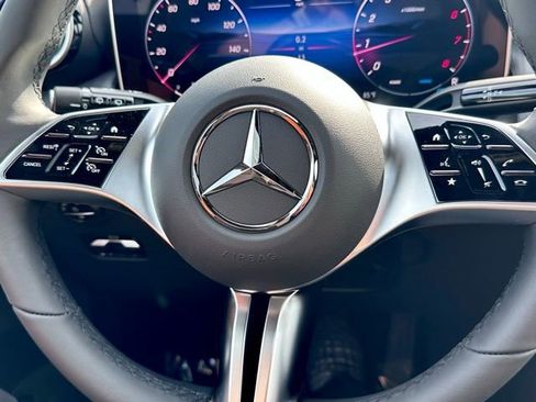Used 2026 Mercedes-Benz GLC 300 4MATIC image 15