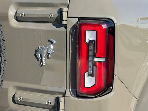 New 2025 Ford Bronco Outer Banks image 26