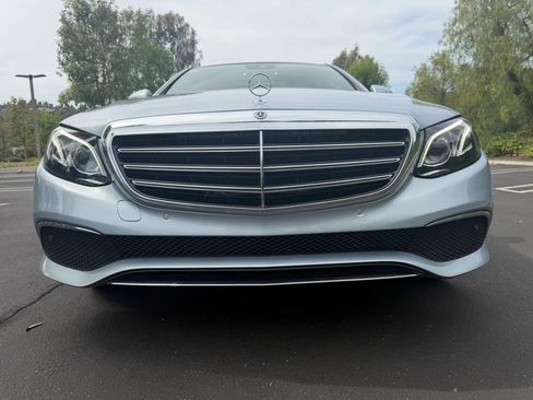 Used 2017 Mercedes-Benz E 300 image 8