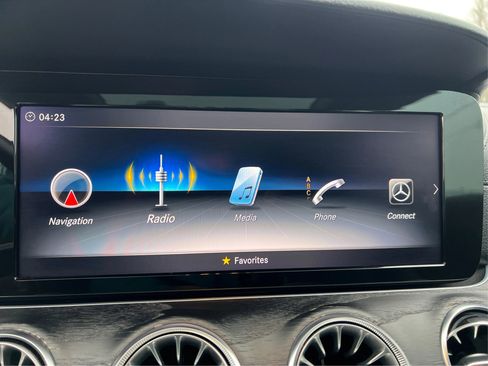 Used 2018 Mercedes-Benz E 400 4MATIC Coupe w/ Premium 1 Package image 11