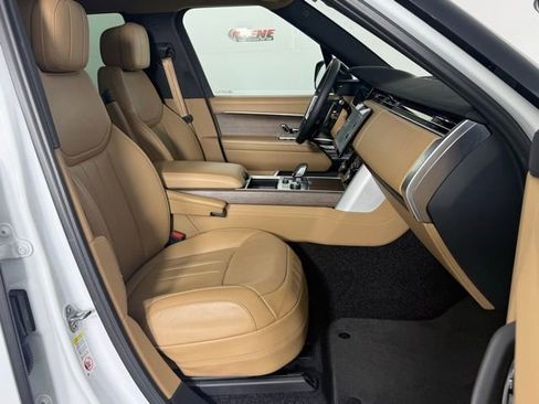 Used 2023 Land Rover Range Rover SE image 34