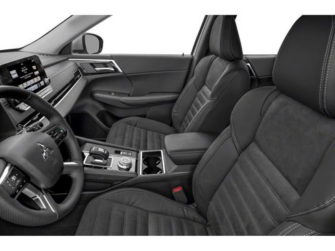 Used 2024 Mitsubishi Outlander SE AWD/4WD image 9