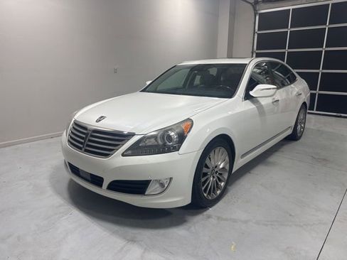 Used 2014 Hyundai Equus Signature image 1