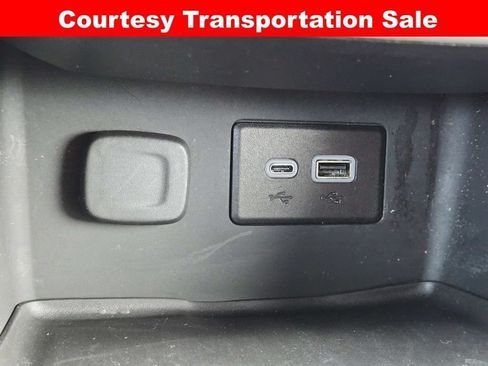 Used 2023 GMC Acadia SLE w/ Driver Convenience Package FWD image 31