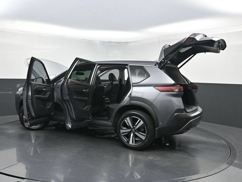 Used 2023 Nissan Rogue SL w/ SL Premium Package FWD image 39