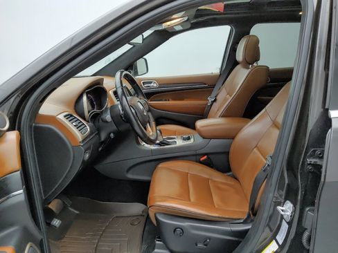 Used 2017 Jeep Grand Cherokee Summit AWD/4WD image 17