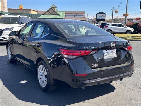 Used 2024 Nissan Sentra S image 5