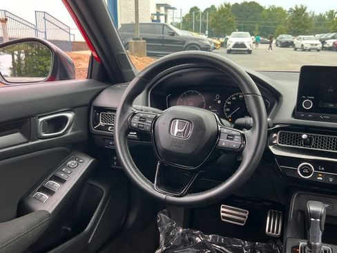 Used 2024 Honda Civic Sport image 17