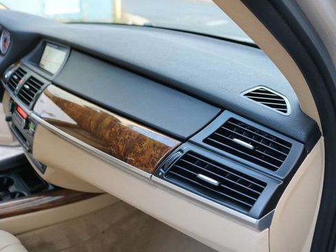 Used 2013 BMW X5 xDrive35i w/ Convenience Pkg image 35