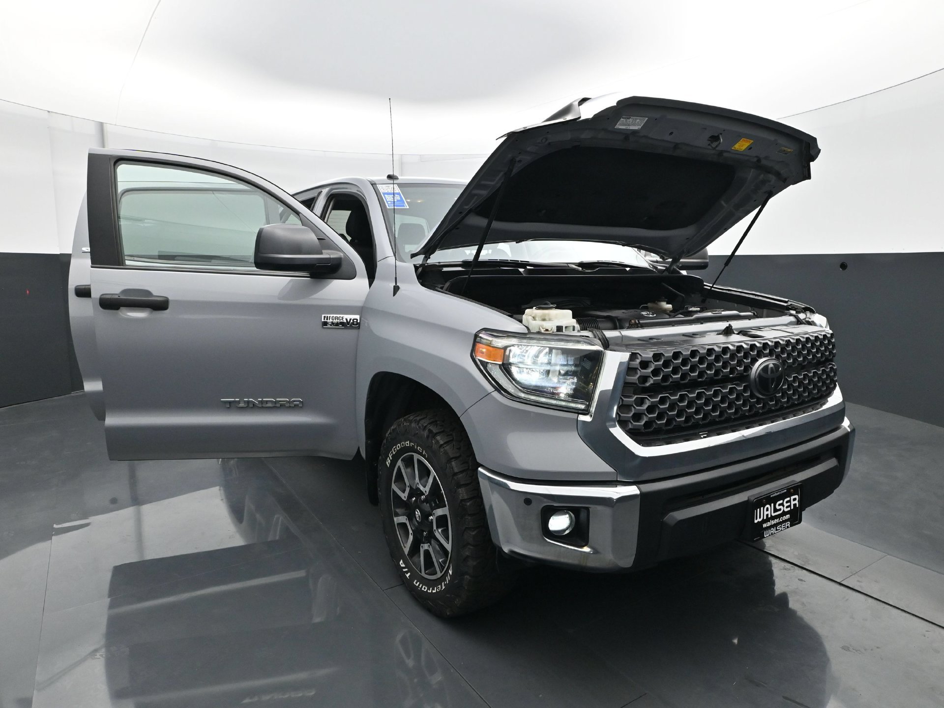Used 2018 Toyota Tundra SR5 AWD/4WD image 38